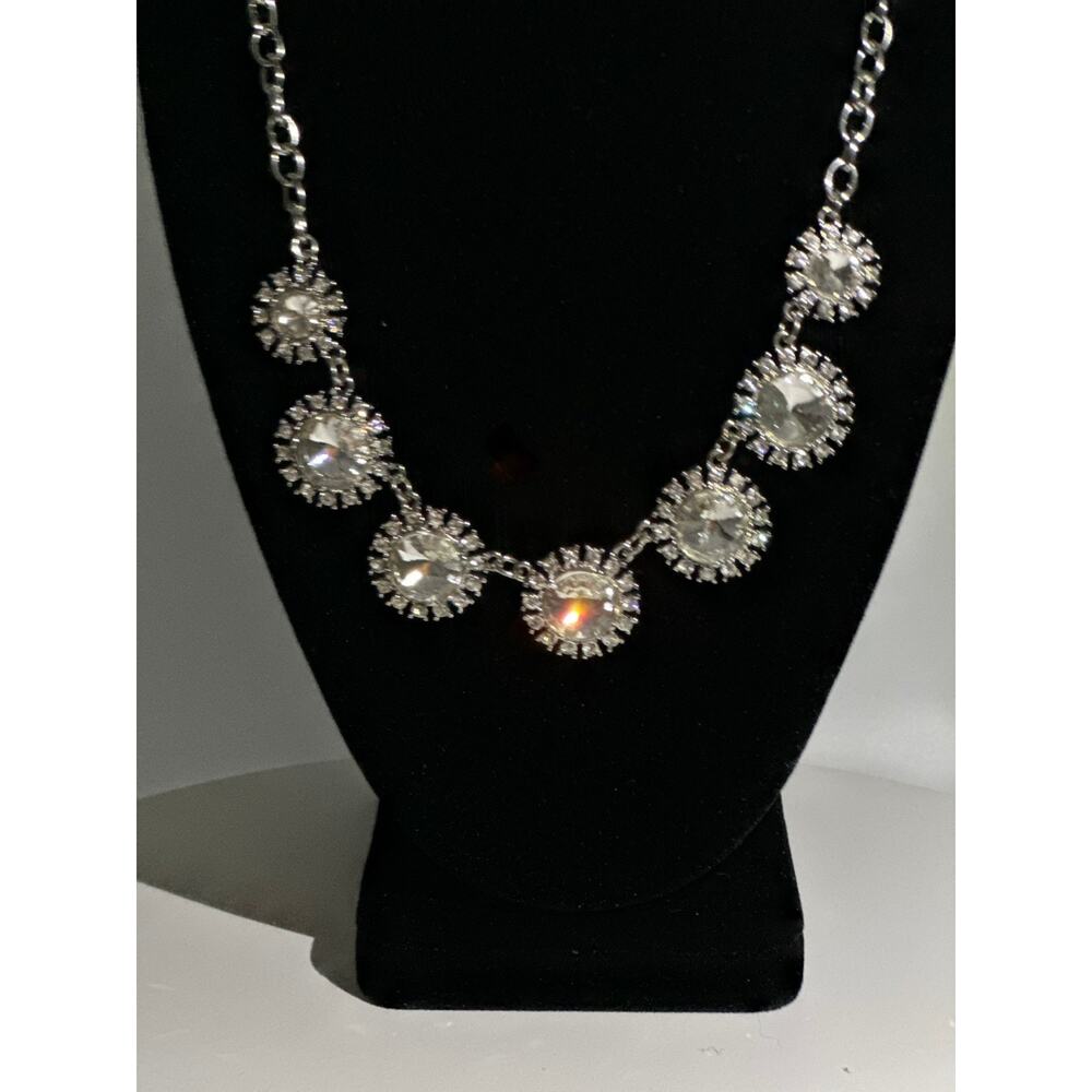 Silver Tone Rhinestone Statement Necklace Circle Drop Floral Bib 19in